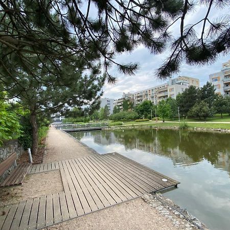 Apartamento Orientalny Varsovia Exterior foto