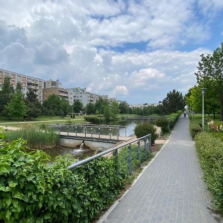 Apartamento Orientalny Varsovia Exterior foto